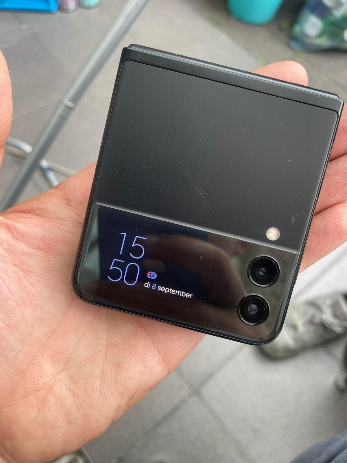 Z flip 3 defect, Telecommunicatie, Ophalen, Zo goed als nieuw
