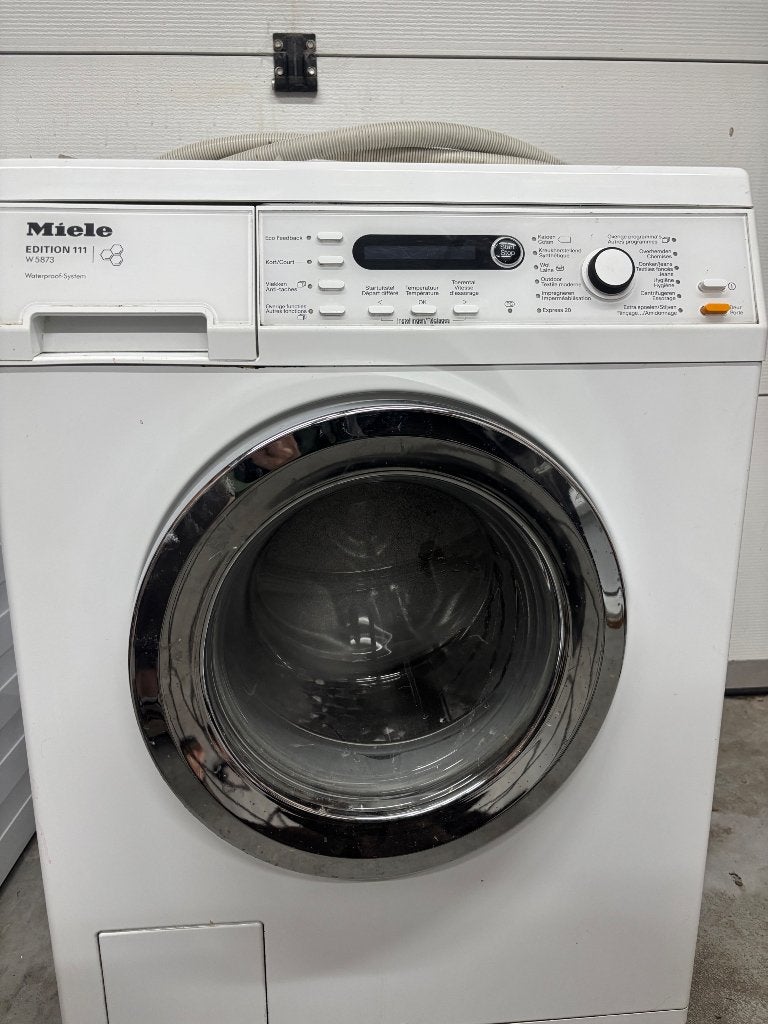 Miele Edition 111 W 5873 WPS – 8 kg wasmachine – 1600 tpm, 6 à 8 kg, Programme court, 1600 tours ou plus, Chargeur frontal
