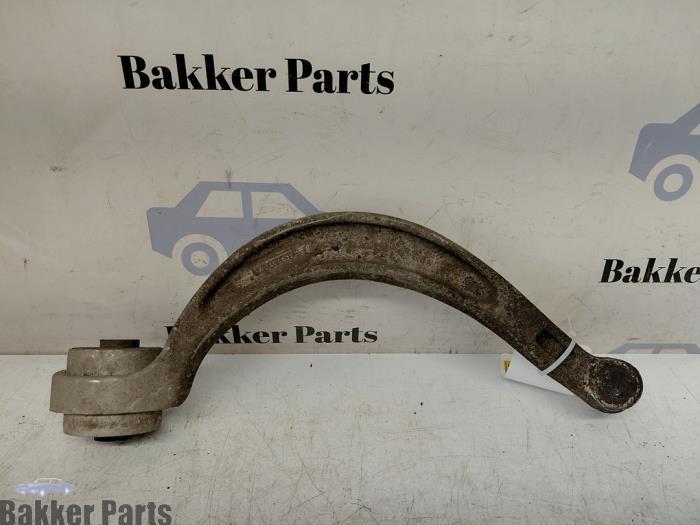 Bras de suspension bas avant droit d'un Audi A4, -, -, 3 mois de garantie, Audi