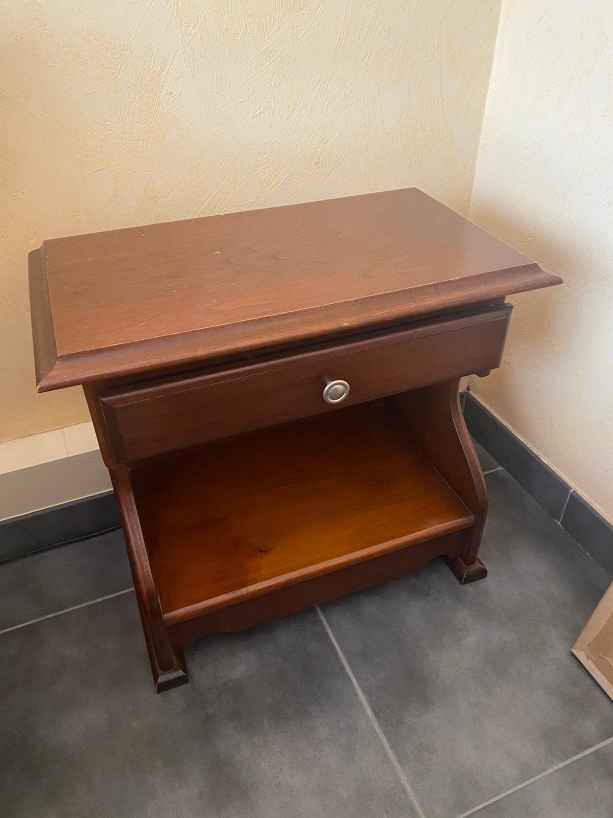 Nachtkastjes, Maison & Meubles, Chambre à coucher | Tables de chevet, Enlèvement, Utilisé