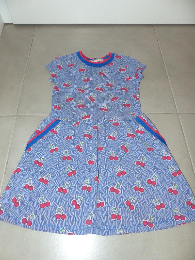 Mooi jurkje Someone met kersjes - maat 110, Kinderen en Baby's, Kinderkleding | Maat 110, Zo goed als nieuw, Meisje, Jurk of Rok
