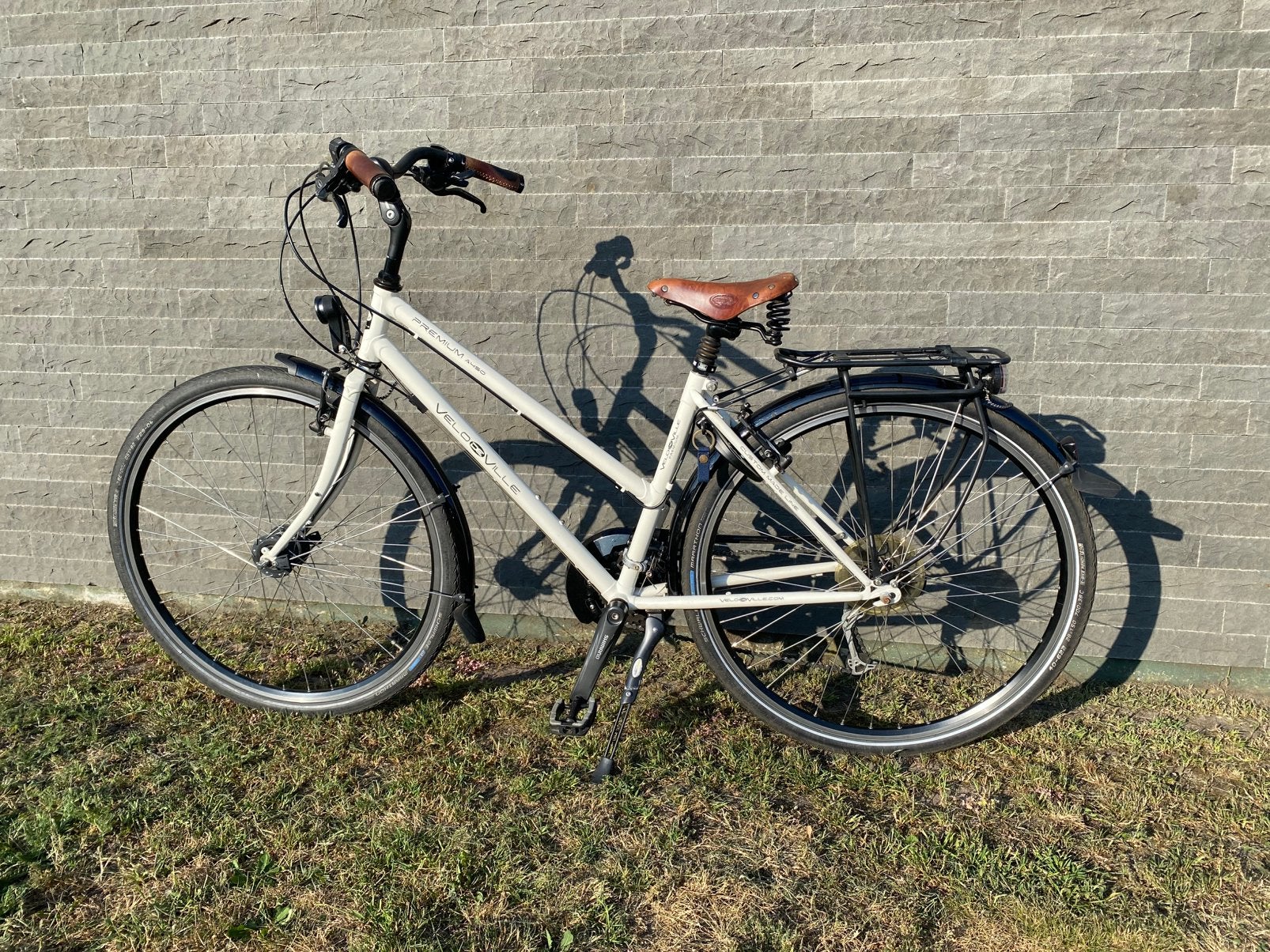Velo De Ville Premium A450 dames/meisjesfiets maat 46 wit, Fietsen en Brommers, Fietsen | Dames | Damesfietsen, Gebruikt, Velgrem