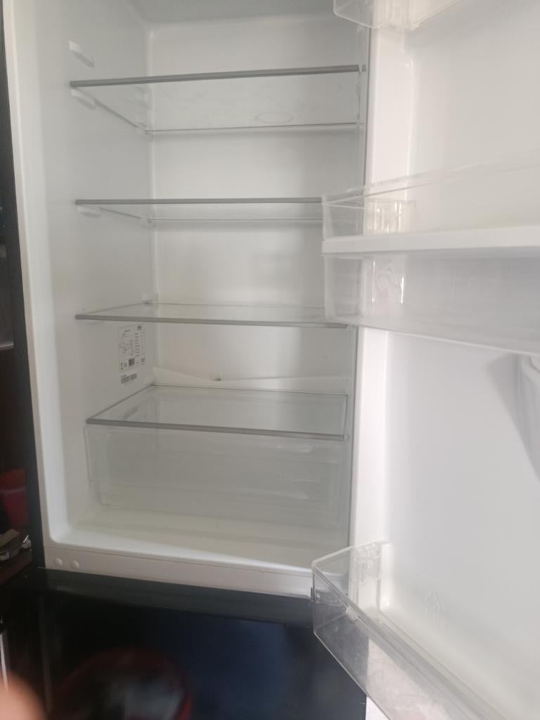 Frigo   diepvries met water dispens, Elektronische apparatuur, Ophalen