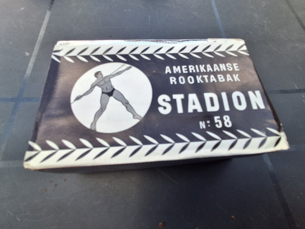 tabac VANDER ELST STADIUM... succursale 18fr, Enlèvement ou Envoi, Neuf, Ustensile