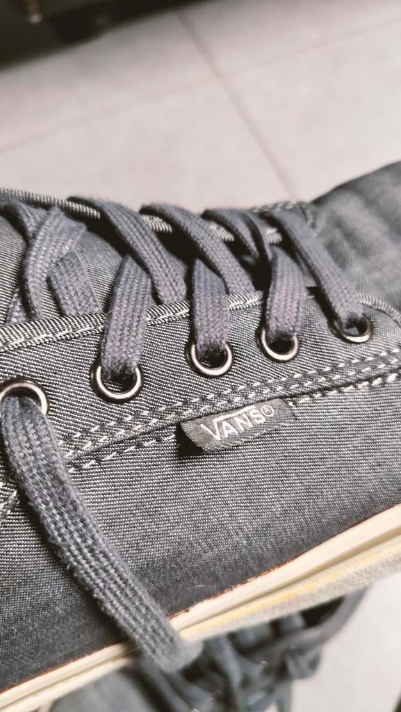 Sneakers Vans World skateboard shoes, Chaussures