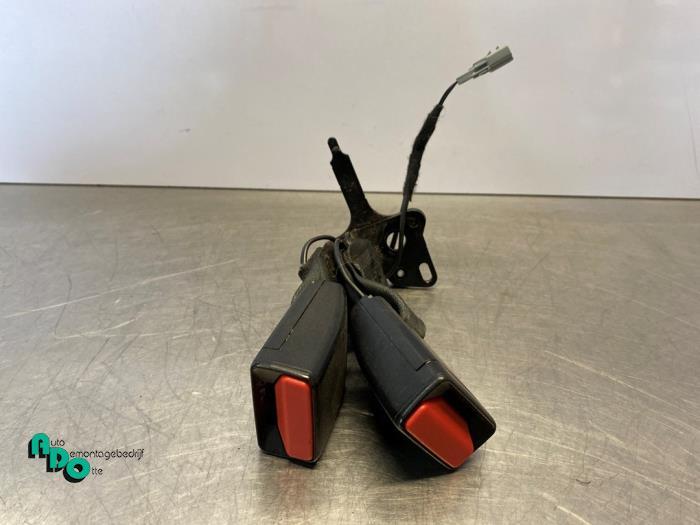 Veiligheidsgordel Insteek rechts-achter van een Renault Clio, Auto-onderdelen, Interieur en Bekleding, Gebruikt, -, Renault, -