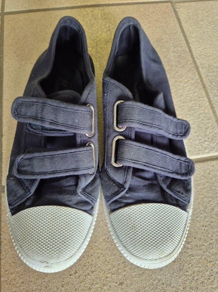 Turnschoenen jongen maat 35, Sports & Fitness, Gymnastique, Enlèvement, Utilisé, Bleu, Chaussons de gymnastique