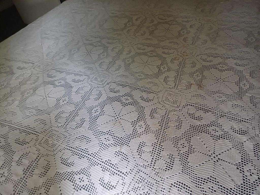 Gehaakte bedsprei, handwerk, 2m x 2m, Maison & Meubles, Chambre à coucher | Linge de lit, Enlèvement, Comme neuf, Coton