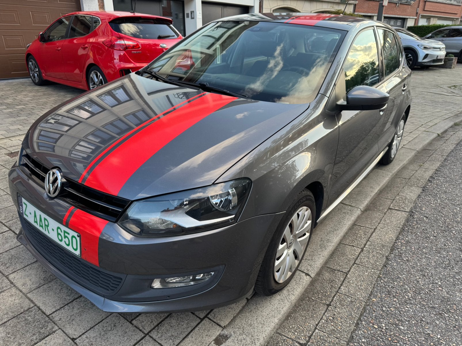 Volkswagen Polo 1.4 benzine 189000 km, Auto's, Volkswagen, Voorwielaandrijving, Euro 5, Stof, Zwart