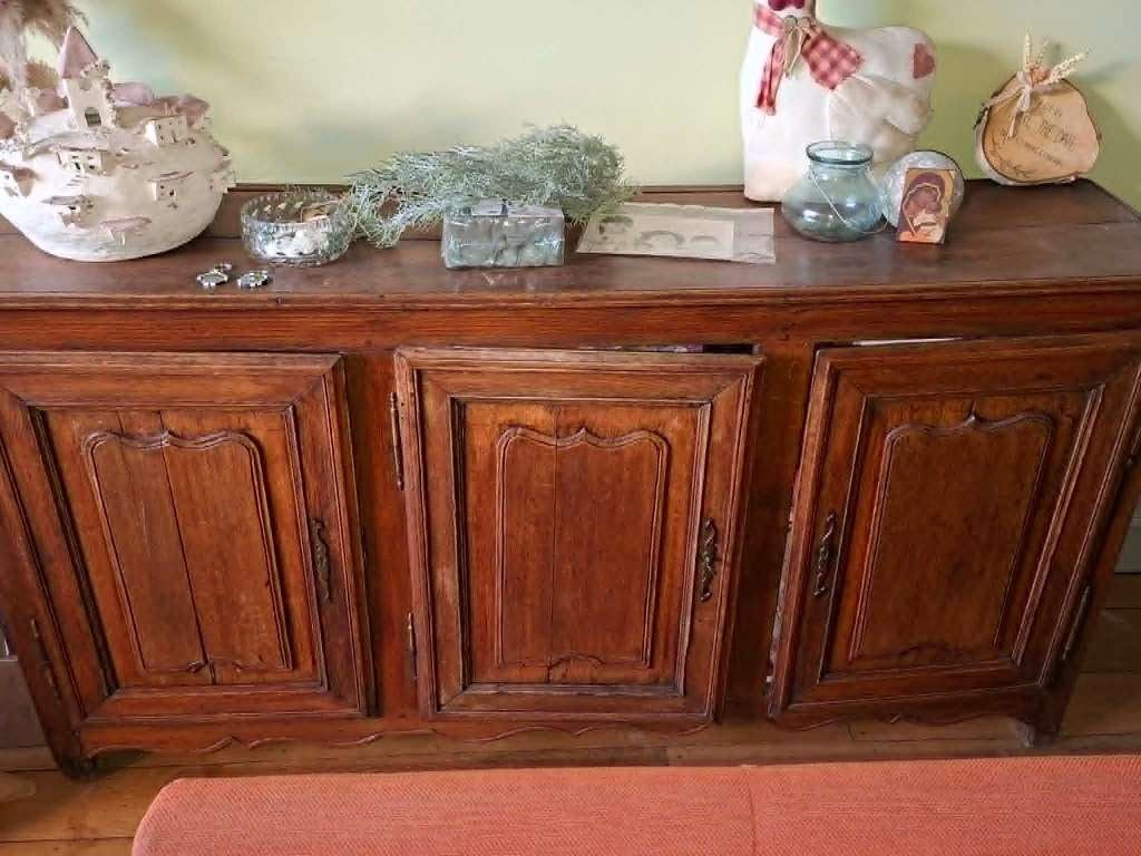 Meuble Ancien ( chevilles en bois ), Enlèvement