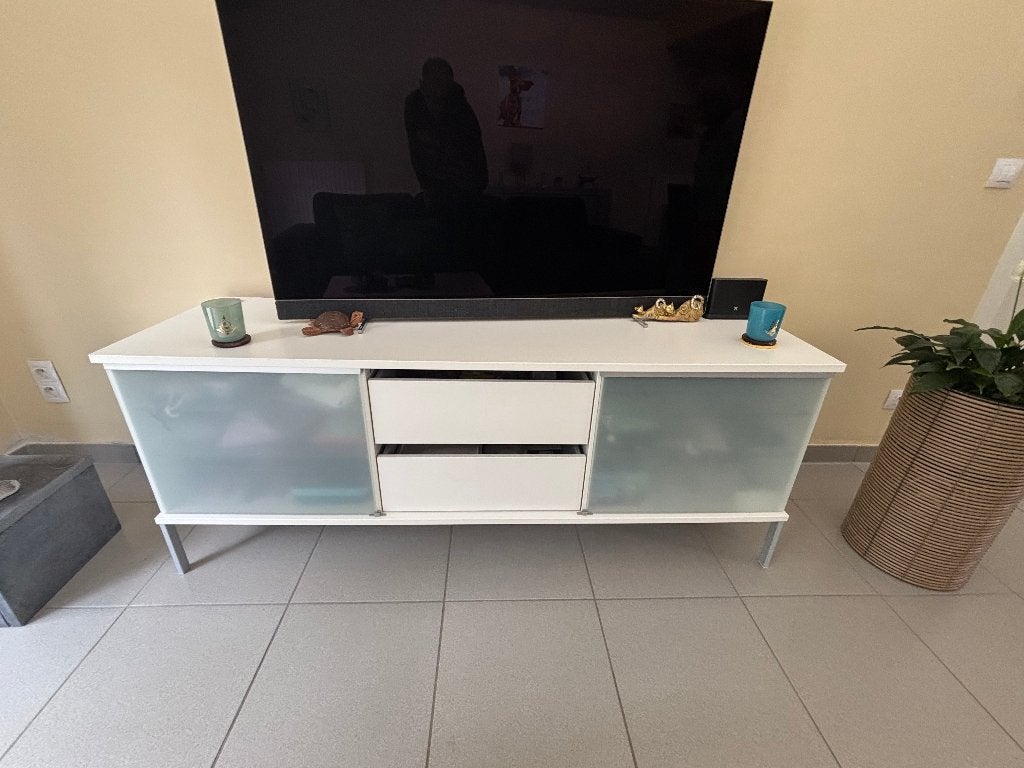 TV meubel wit ikea, Ophalen, Gebruikt, 150 tot 200 cm, Minder dan 100 cm