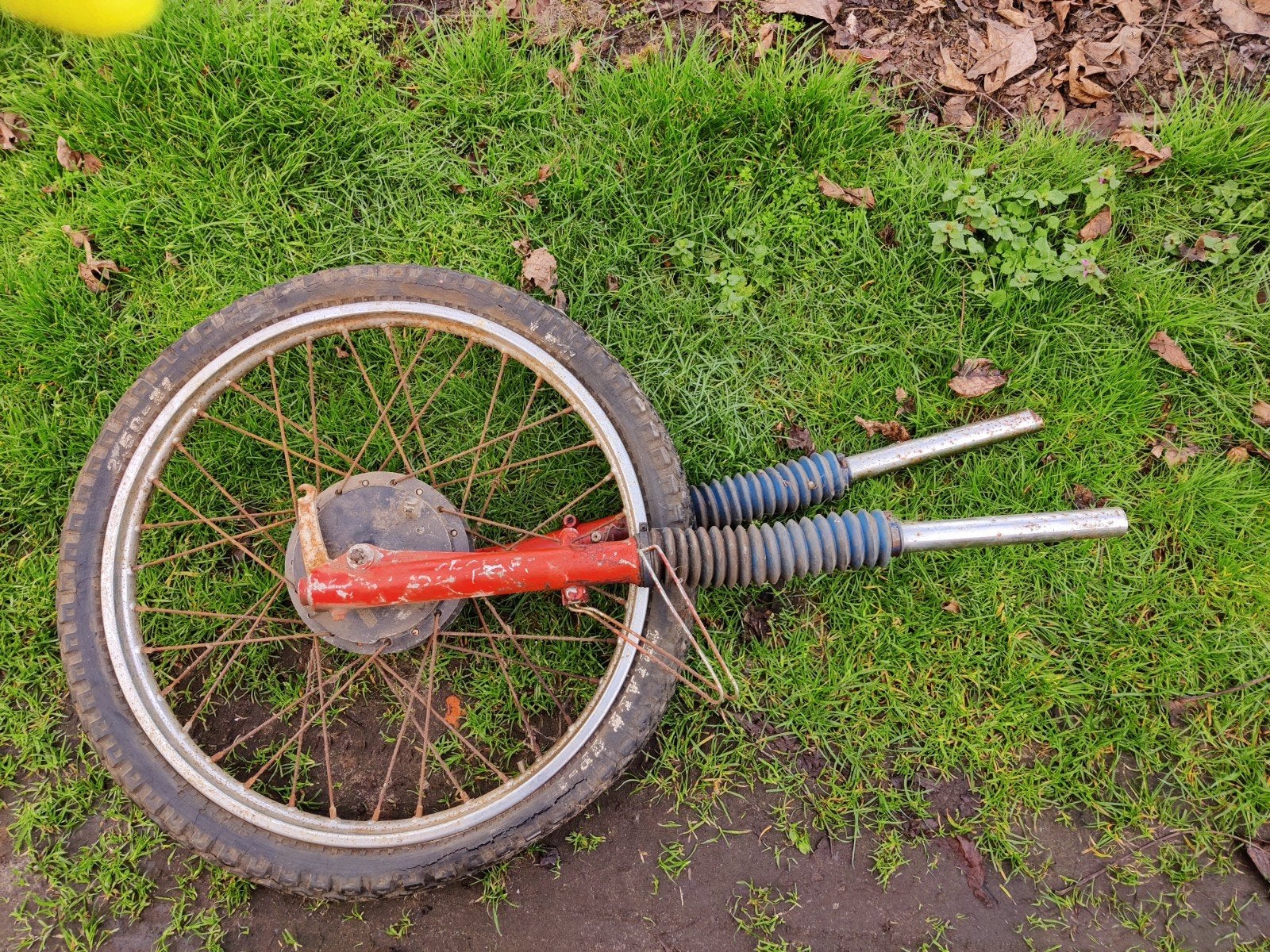voorvork met wiel Suzuki, Ophalen