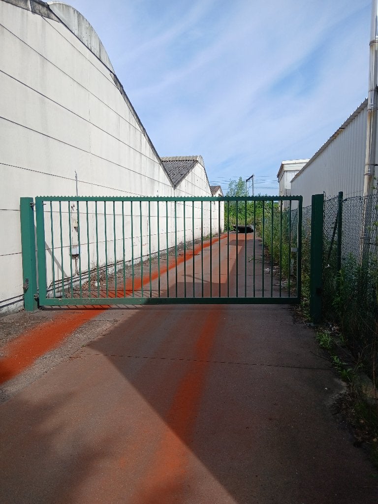 Poort, Ophalen, Gebruikt, 150 tot 200 cm, IJzer