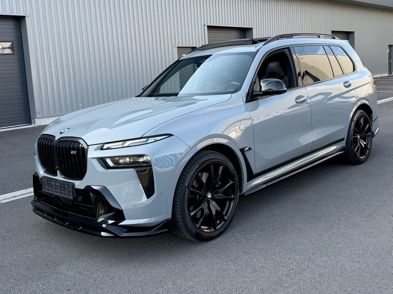Bmw x7 m60i performance 4.4 v8 530ch, Cuir, Argent ou Gris, Achat, 4395 cm³