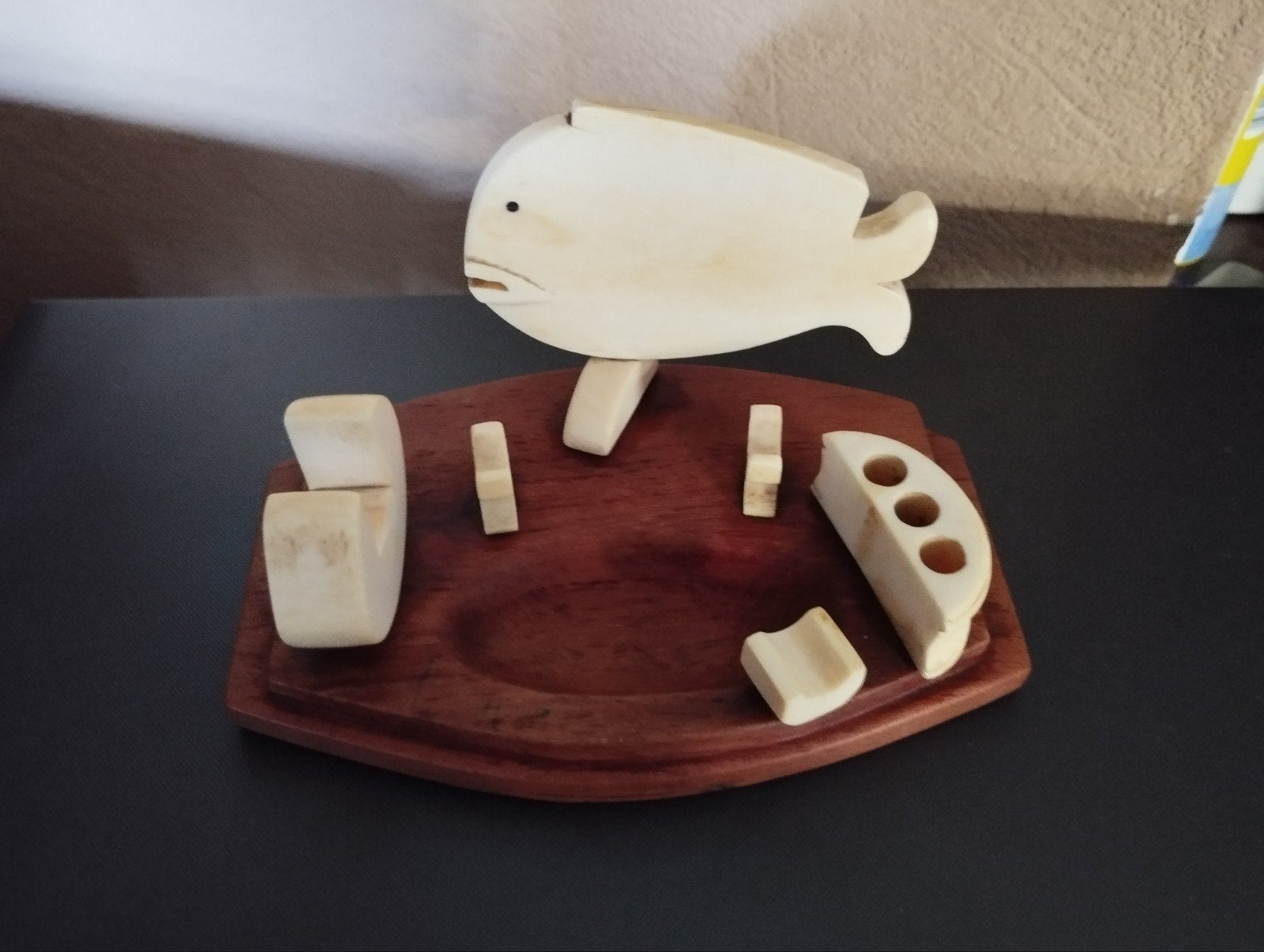 Accessoire de bureau bois et ivoire, Enlèvement