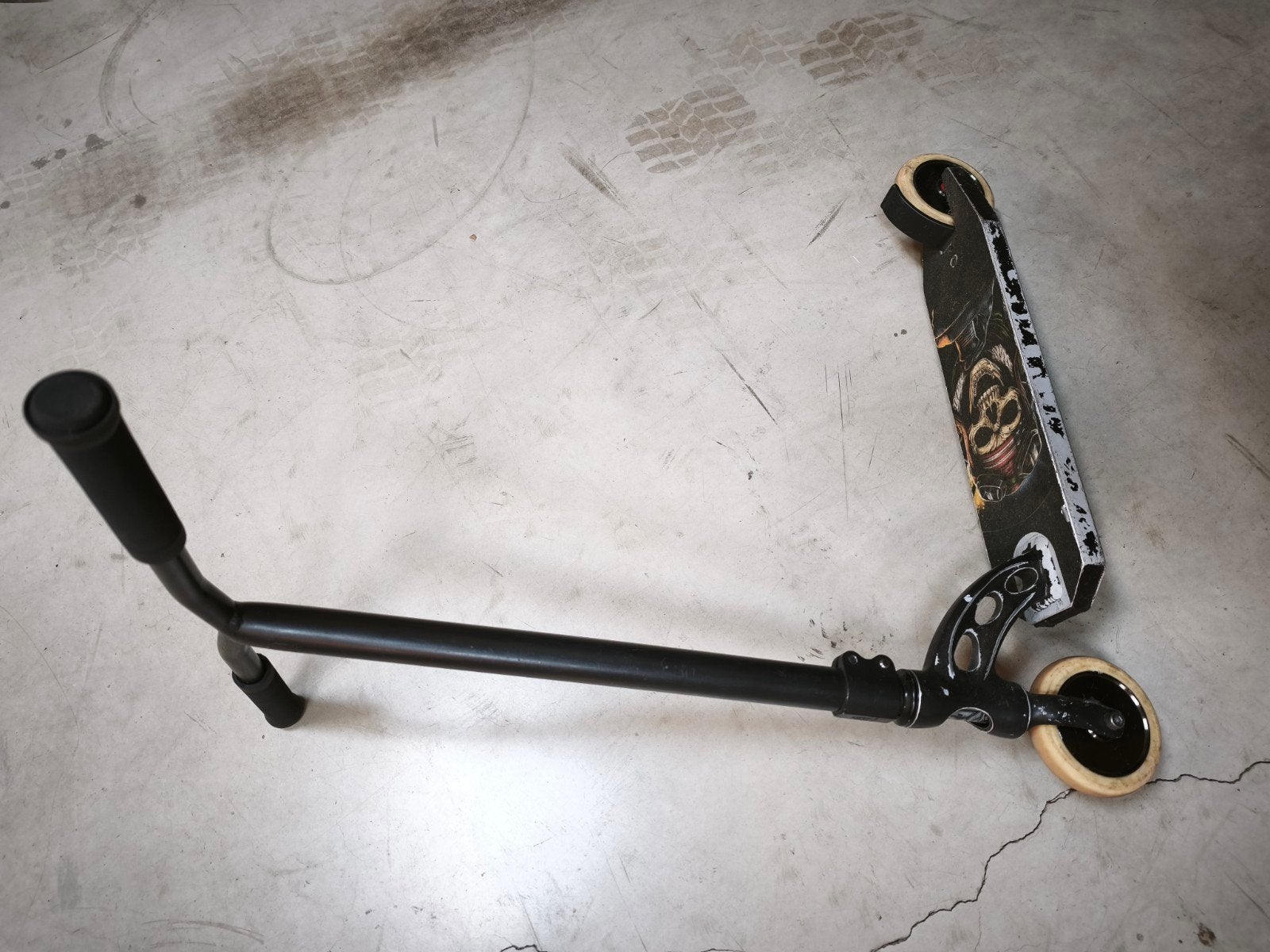 Madd Gear Pro (MGP) stuntstep met helm en bescherming, Ophalen, Gebruikt, Gewone step, MGP