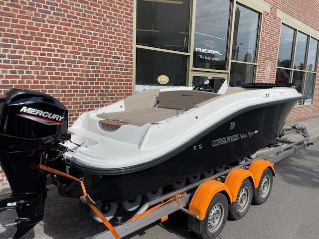 Corsiva 605 Nieuw Sportieve premium Tender Sloep, Watersport en Boten, 6 meter of meer, Nieuw, Ophalen, 70 pk of meer