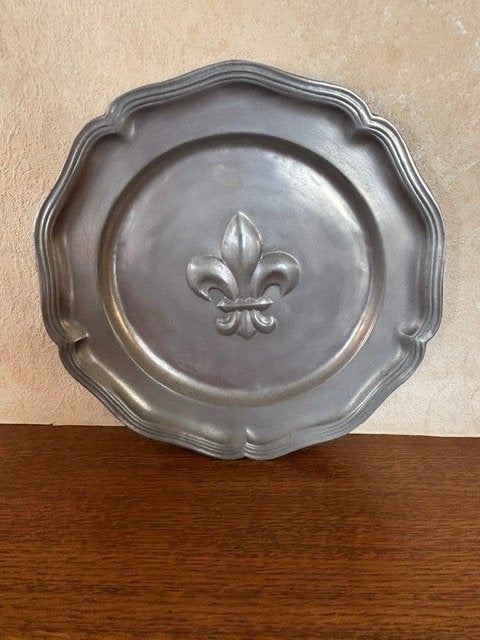 Assiette décorative en étain, Antiquités & Art, Antiquités | Étain, Enlèvement ou Envoi