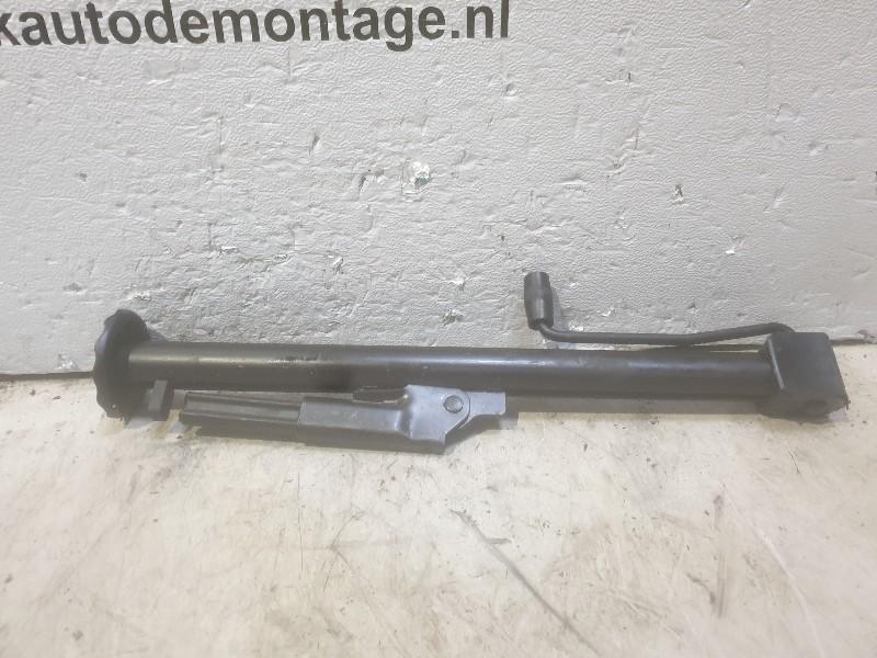 CRIC BMW 3 serie Touring (E36 / 3) (01-1995/05-1999), Utilisé, BMW