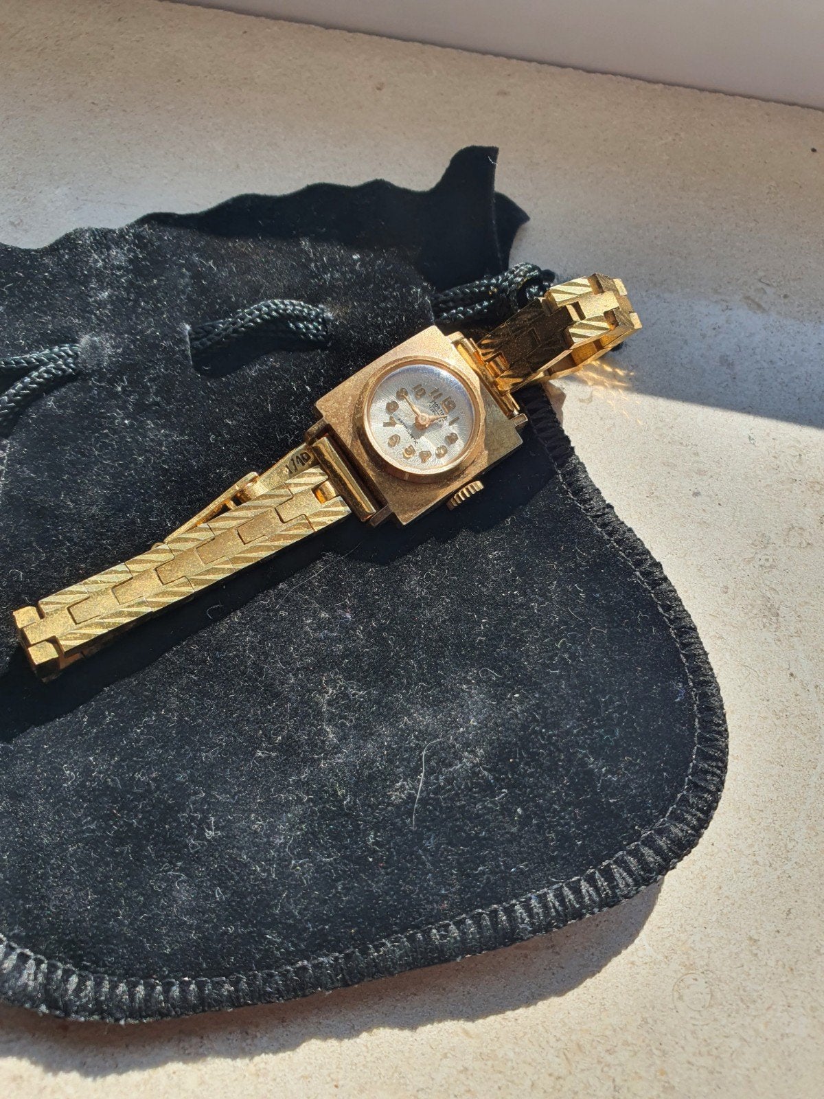 damesuurwerk mortima jewels 17, Handtassen en Accessoires, Horloges | Dames, Ophalen, Goud, Goud