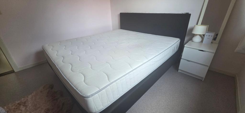 Boxspring 180x200 met matras - zeer goede staat, Huis en Inrichting, Slaapkamer | Boxsprings, Ophalen
