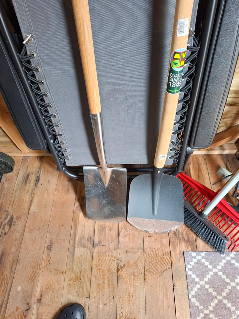 Bêche et pelle, Jardin & Terrasse, Outils à main, Enlèvement, Comme neuf, Pelle