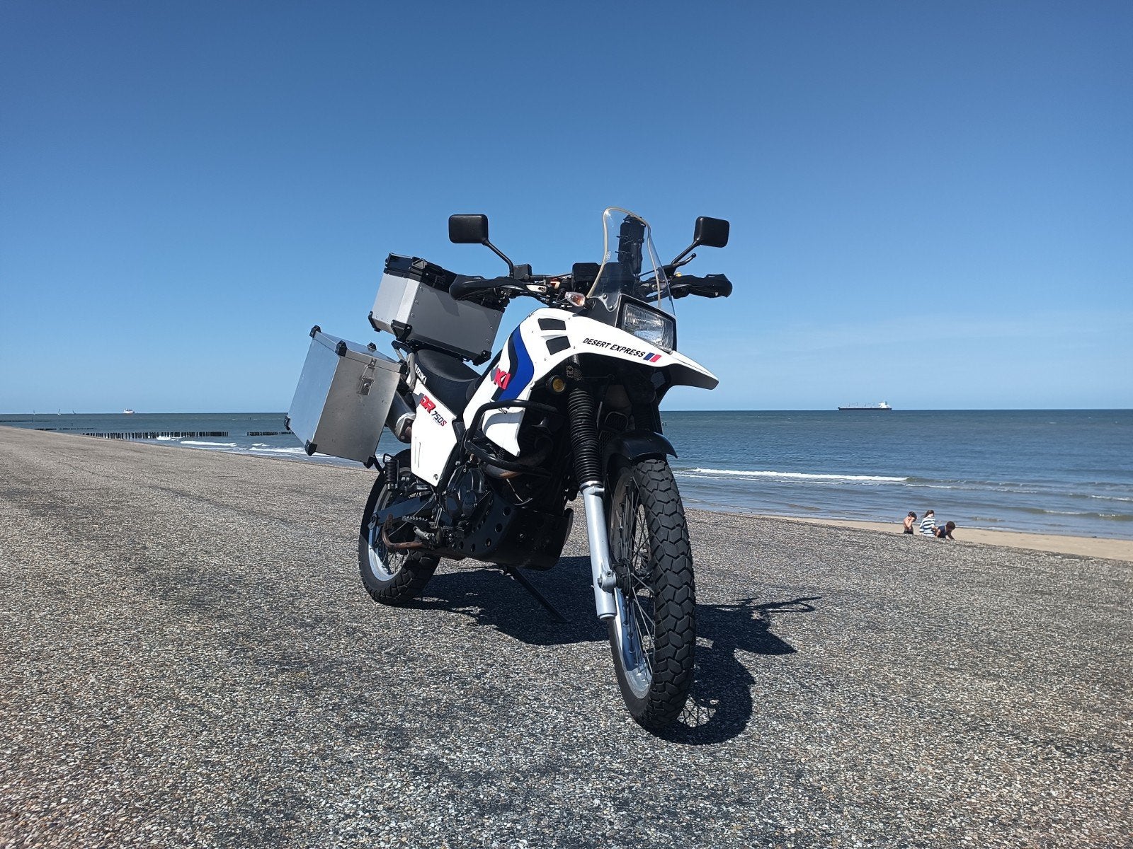 suzuki dr750 big, Motos, Particulier
