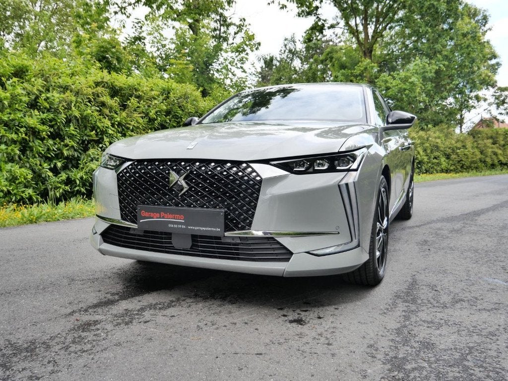 DS Automobiles DS 4 225PK PLUG-IN-HYBRIDE+GARANTIE TOT 48 ST, Auto's, 4 zetels, Zwart, 4 cilinders, Bedrijf