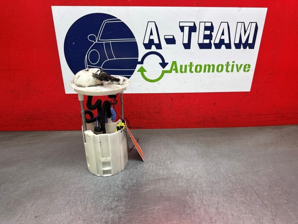 POMPE CARBURANT C Fiat Panda (169) (|0986580947|), Robert Bosch AG, Utilisé, Fiat, Robert-Bosch-Allee 1
74232  Abstatt, DE