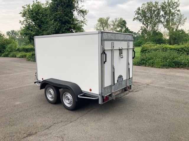 Gesloten aanhangwagen Powertrailer 750kg met zijdeur, Ophalen, Zo goed als nieuw