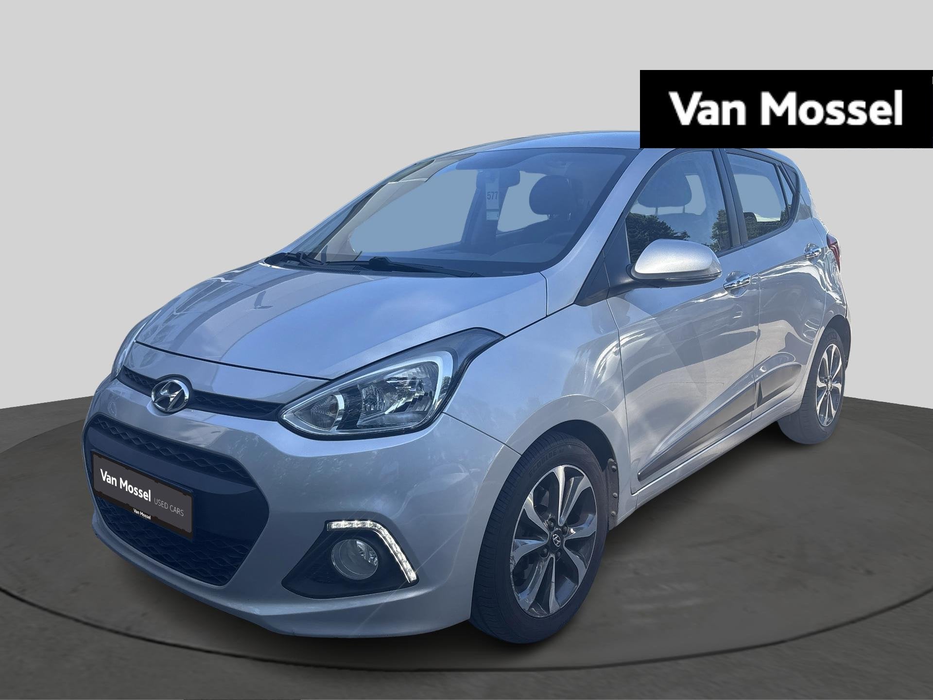 Hyundai i10 1.2 Joy, Autos, Argent ou Gris, Achat, Euro 6, Entreprise