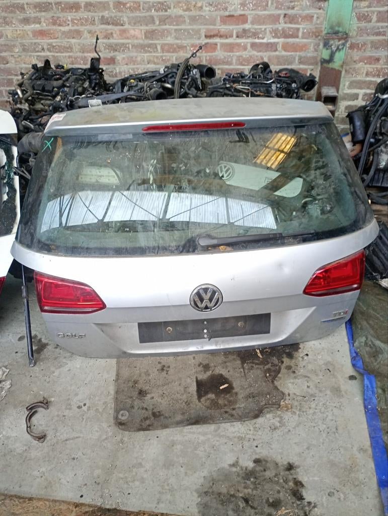 Coffre hayon golf7, Enlèvement