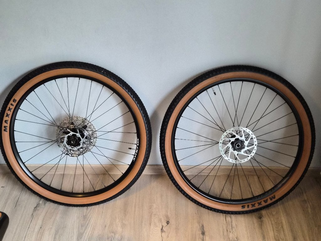Paar mountainbikevelgen, Wiel, Ophalen of Verzenden, Zo goed als nieuw, Autre