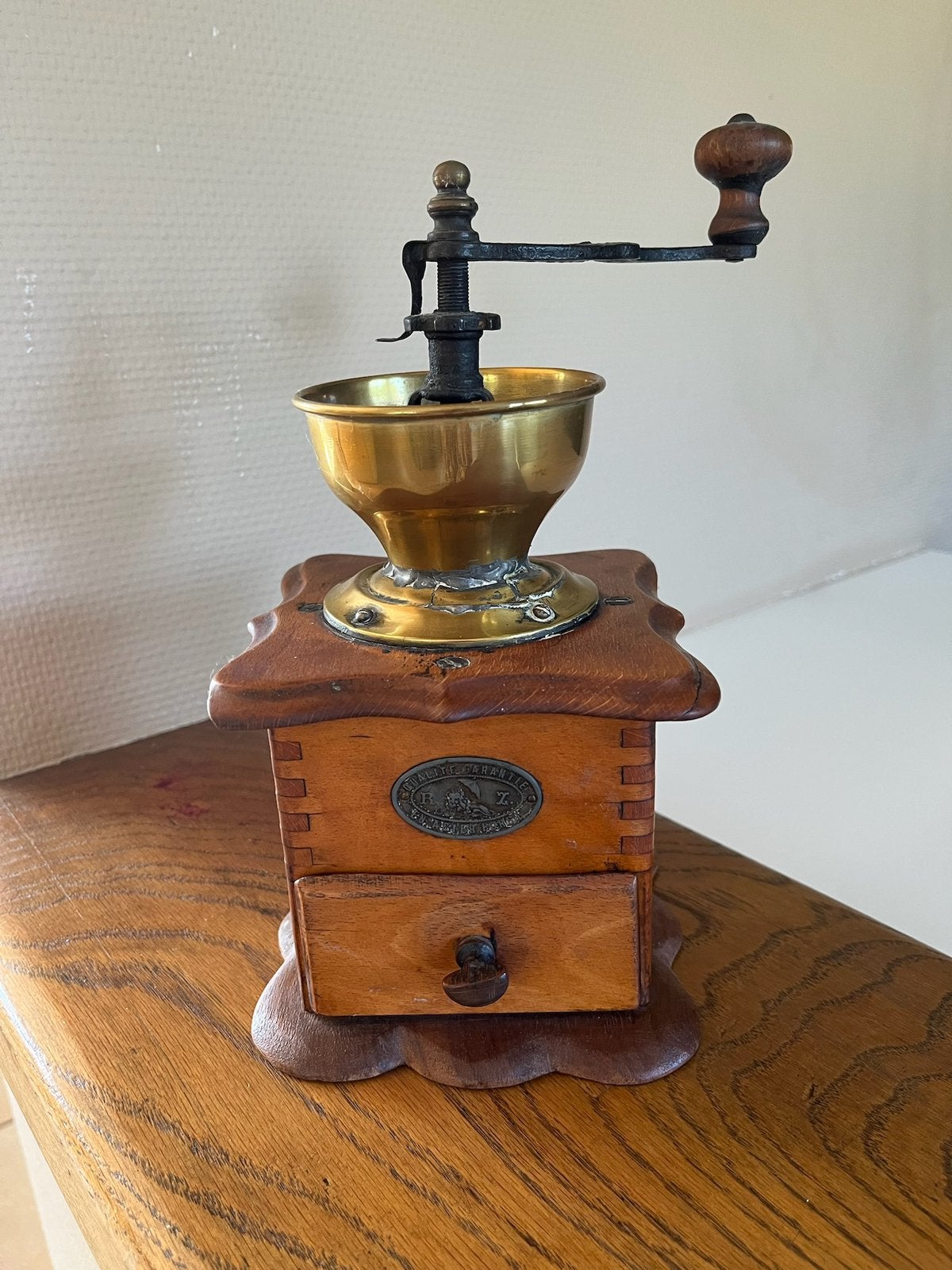 Antieke koffiemolen, Antiek en Kunst, Ophalen