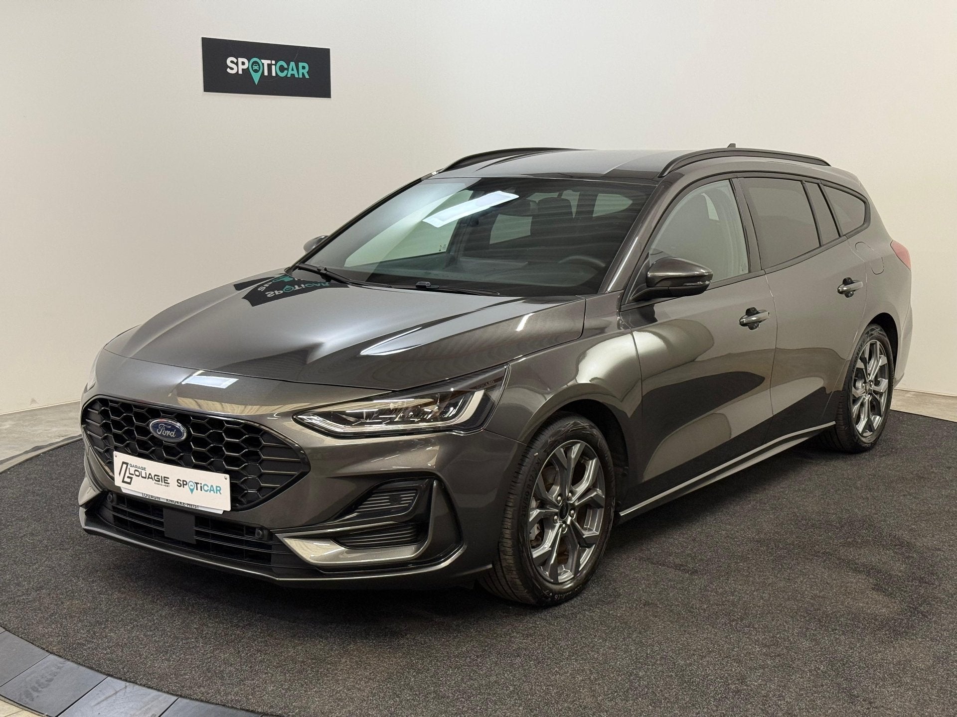 Ford Focus Clipper 1.0 EcoBoost MHEV ST-Line X, Focus, Euro 6, Entreprise, Carnet d'entretien