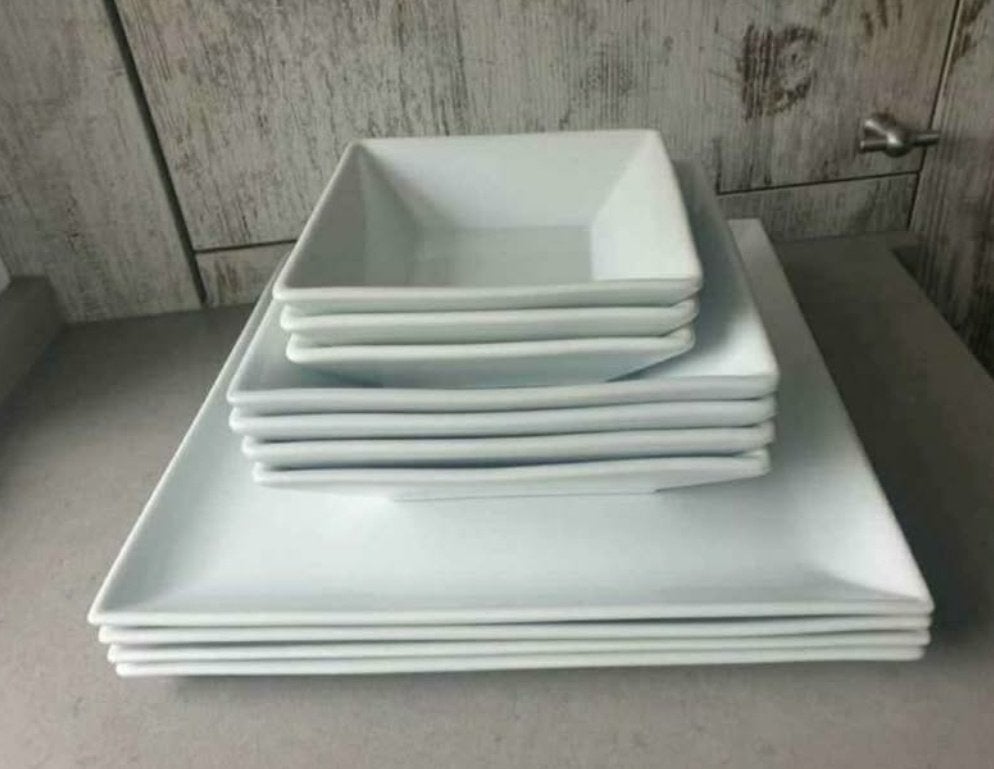 Witte vierkante borden en kommen, Enlèvement, Comme neuf, Classique, Assiettes(s)