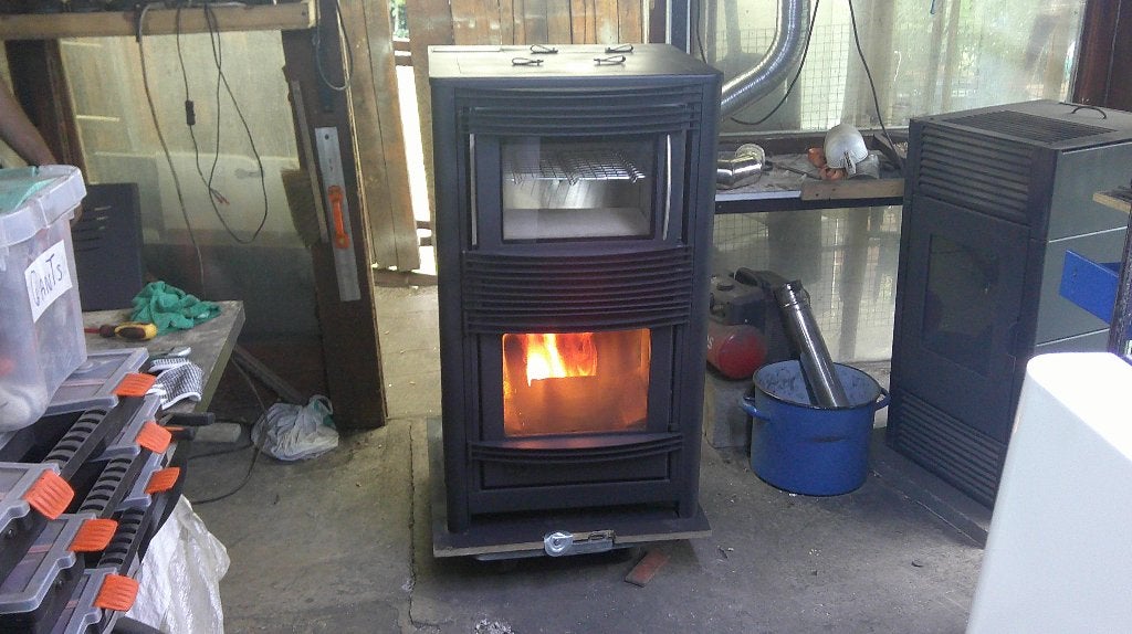 poele à pellets DZ forno14 kw en très bon état.., Enlèvement, Comme neuf