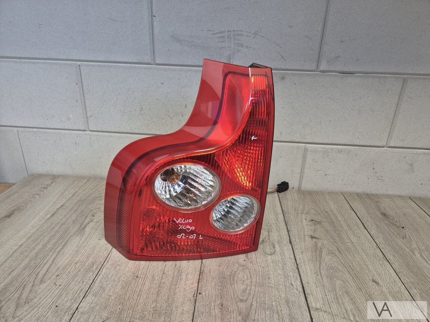 Achterlicht links van Volvo XC90 2002 - 2007 klein plekje, Auto-onderdelen, Gebruikt, -, -, Ophalen of Verzenden