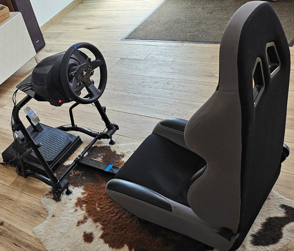 PS PC Volant TrustMaster T300 rs + Siège et Support Bigben, Volant de course, Retour de force, Enlèvement, Utilisé