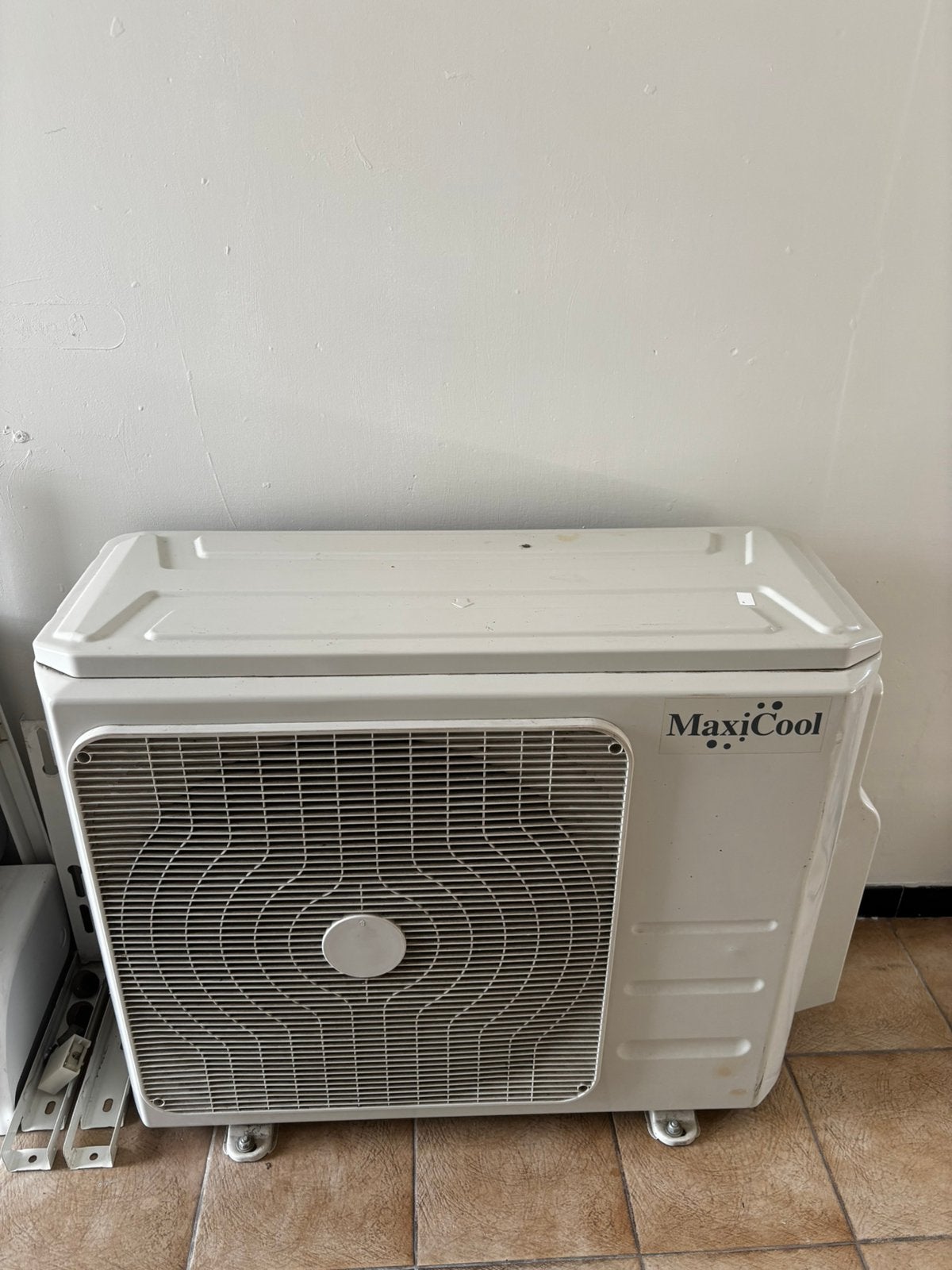 Climatiseur MaxiCool Multisplit — Ensemble complet (3 unités, Enlèvement, Chauffage