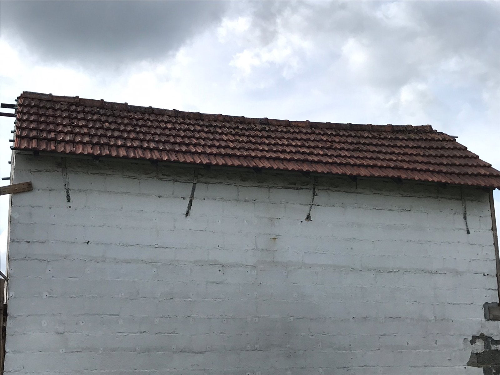 Des centaines de tuiles T R T, Bricolage & Construction, Enlèvement, Comme neuf, Tuiles