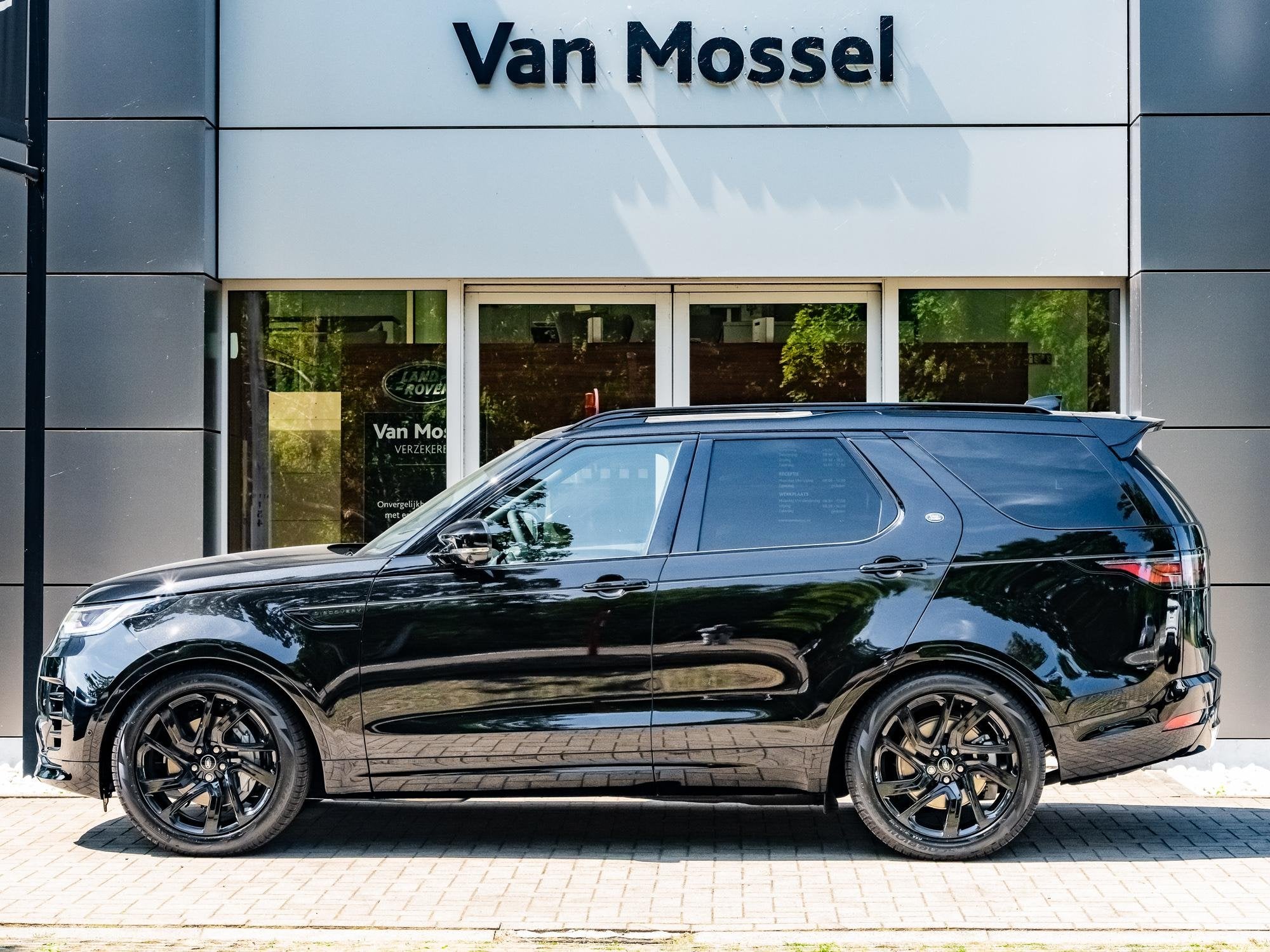 Land Rover Discovery D250 Dynamic SE AWD Auto. 25MY, Autos, Achat, Entreprise, 2442 kg, 5 portes