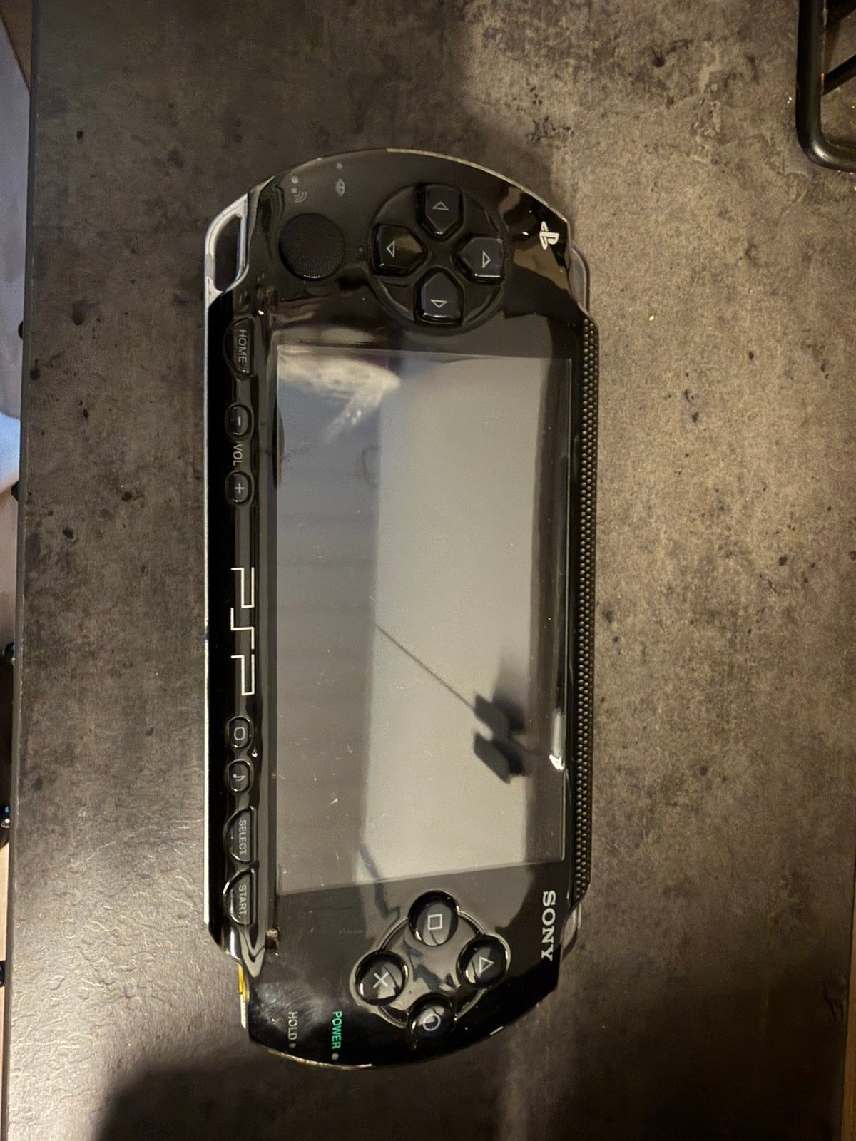 Psp, Enlèvement