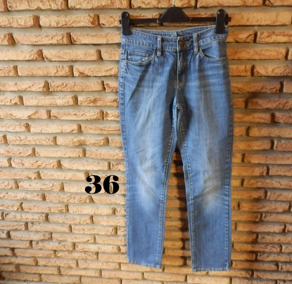 (41)- jeans femme t.36 bleu - esprit -, W28 - W29 (confection 36), Enlèvement ou Envoi, Comme neuf, Bleu