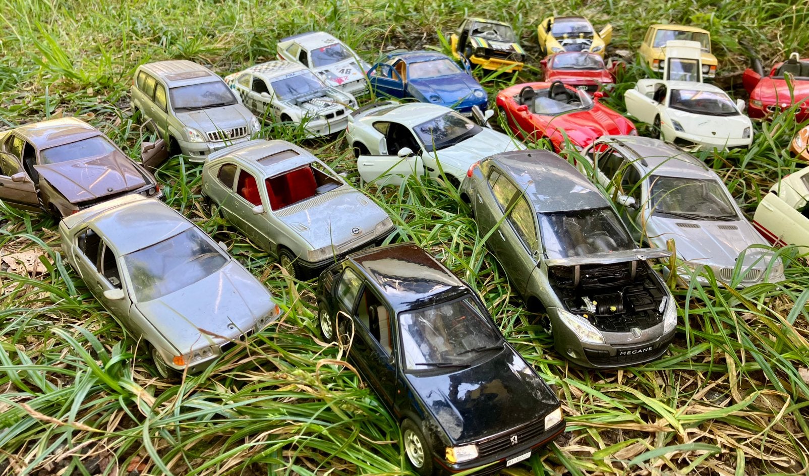 Trente voitures modèles 1/24, Enlèvement, Utilisé, Voiture, Burago