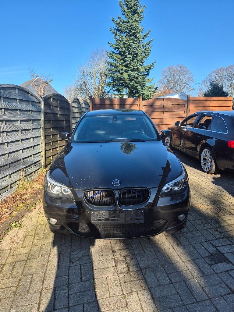 525d e60, Auto's, BMW, Achterwielaandrijving, Zwart, 1595 kg, Zwart