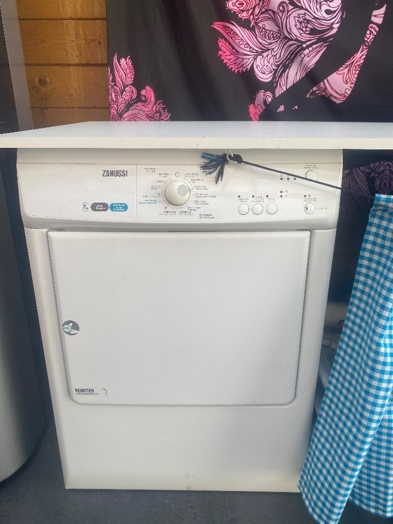 Droogkast, Elektronische apparatuur, Ophalen, 6 tot 8 kg, Gebruikt, Luchtafvoer