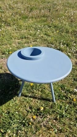 bijzettafel fatboy bakkes, Tuin en Terras, Ophalen, Zo goed als nieuw, Rond, Aluminium