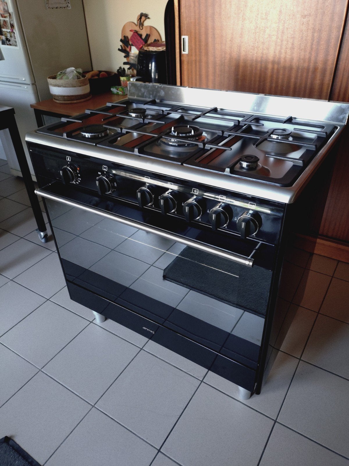 Nieuw Gasfornuis Smeg 90cm., Ophalen