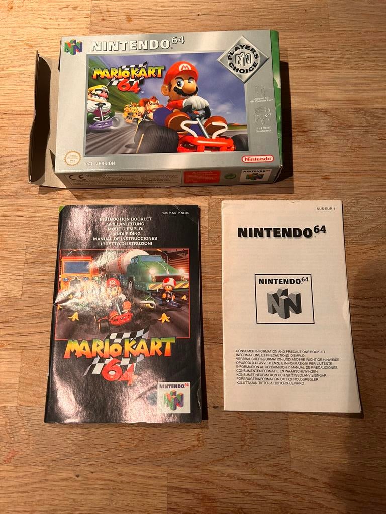 Nintendo 64 - Mario kart 64 LEEG DOOSJE + handleiding, Games en Spelcomputers, Ophalen of Verzenden, Gebruikt